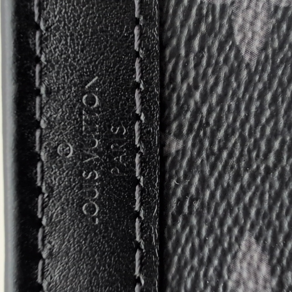 Louis Vuitton Black Monogram Gaston - Picture 4 of 11